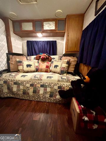 1215 Mountain Shadows Drive, Cleveland, GA 30528