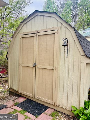 1215 Mountain Shadows Drive, Cleveland, GA 30528