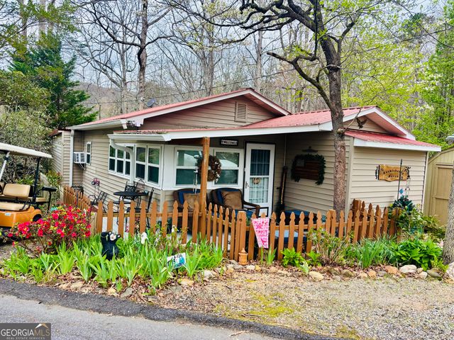 1215 Mountain Shadows Drive, Cleveland, GA 30528