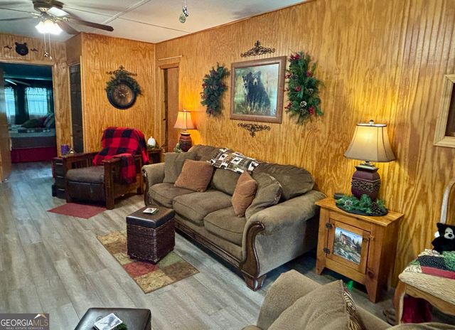 1215 Mountain Shadows Drive, Cleveland, GA 30528