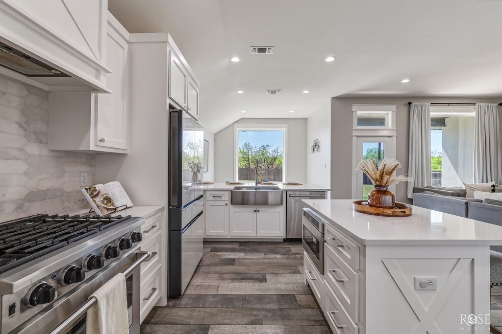 Image 17 of property listing at 3705 Dominion Ridge, San Angelo, TX 76904