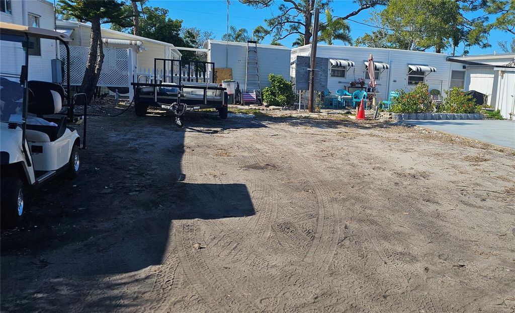 69 W 4TH STREET W 69-4, BRADENTON, FL 34210 — exterior