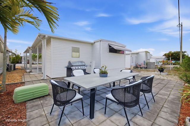 2917 SW 54th Street, Dania Beach, FL 33312