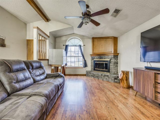 2102 Lakecrest Drive, Oklahoma City, OK 73170