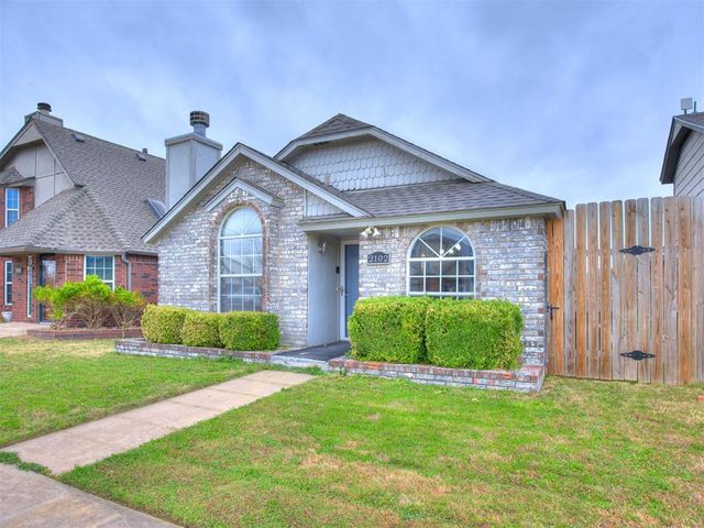 2102 Lakecrest Drive, Oklahoma City, OK 73170