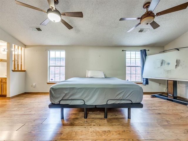 2102 Lakecrest Drive, Oklahoma City, OK 73170