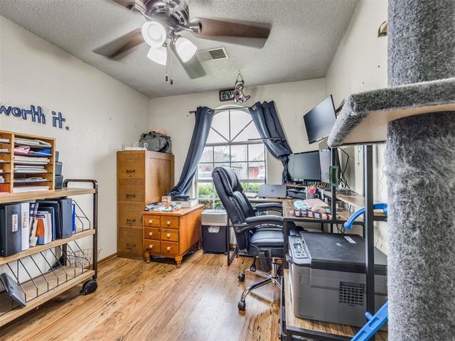 2102 Lakecrest Drive, Oklahoma City, OK 73170