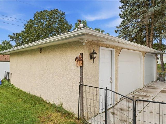 2226 Cardinal Place, Saint Paul, MN 55119