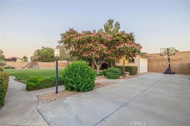 1734 Granville, Lancaster, CA 93535
