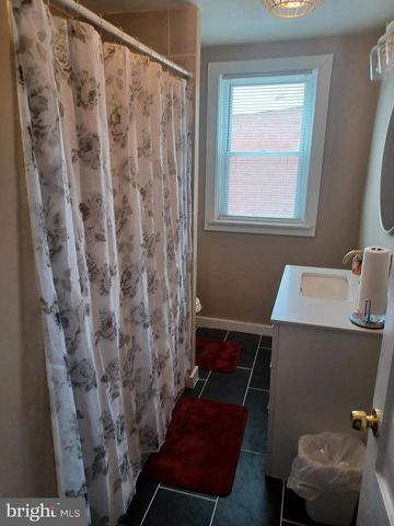 969 SYLVAN ST, Camden, NJ 08104