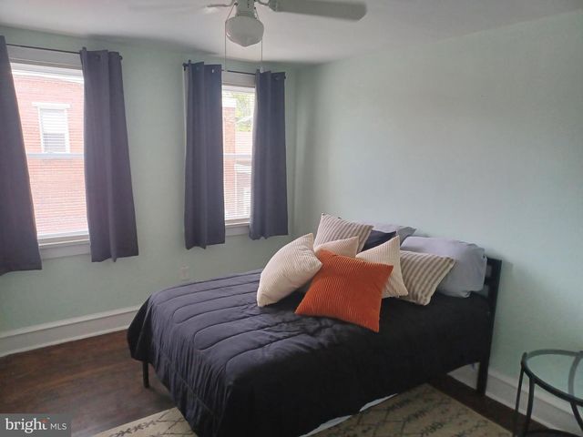 969 SYLVAN ST, Camden, NJ 08104