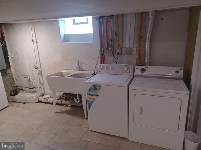 969 SYLVAN ST, Camden, NJ 08104