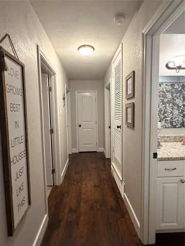 700 N Spears Street, Alvarado, TX 76009