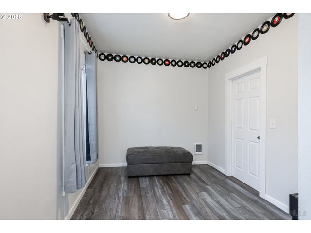 169 N VERNONIA Rd, St Helens, OR 97051