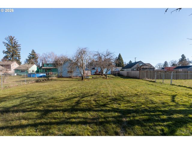 169 N VERNONIA Rd, St Helens, OR 97051
