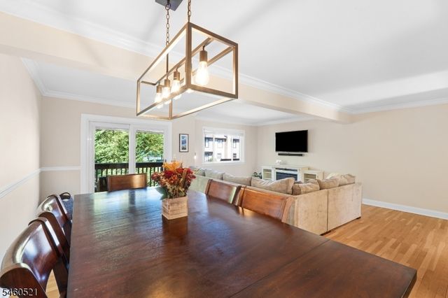 38 Park St H, Florham Park Boro, NJ 07932
