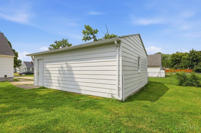 911 Ellen Drive, Middletown, OH 45042