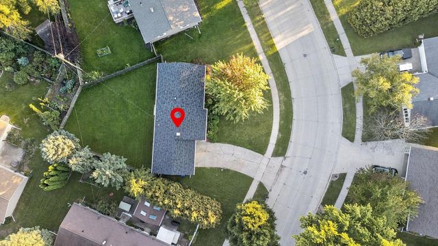 2516 N SUMMIT STREET, Appleton, WI 54914