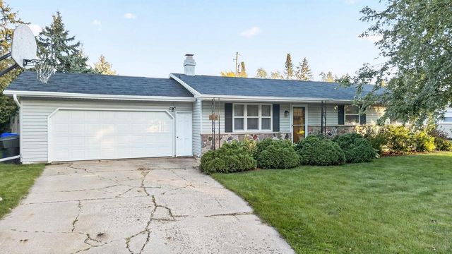 2516 N SUMMIT STREET, Appleton, WI 54914