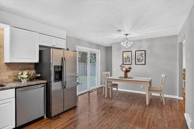2516 N SUMMIT STREET, Appleton, WI 54914