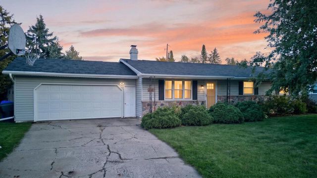 2516 N SUMMIT STREET, Appleton, WI 54914