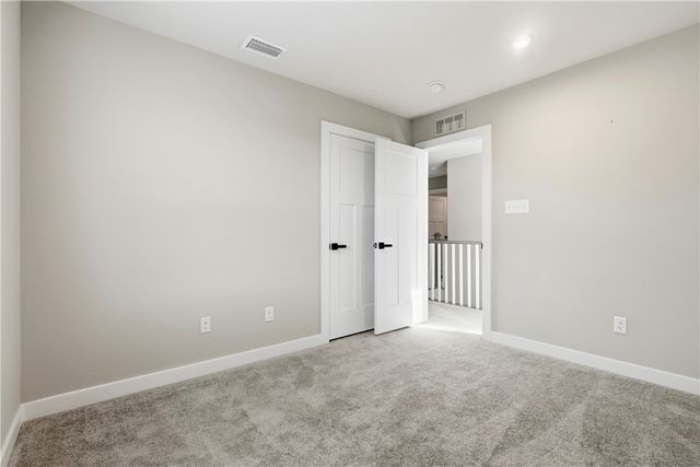 4 Dana Dr, Findlay Twp, PA 15108