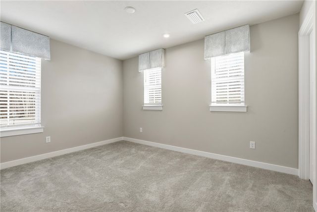 4 Dana Dr, Findlay Twp, PA 15108