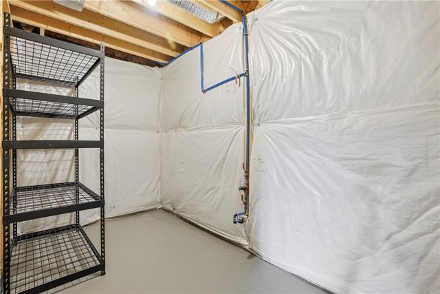 4 Dana Dr, Findlay Twp, PA 15108