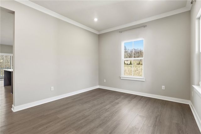 4 Dana Dr, Findlay Twp, PA 15108