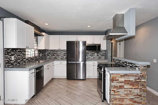 902 N 96TH Street, Mesa, AZ 85207