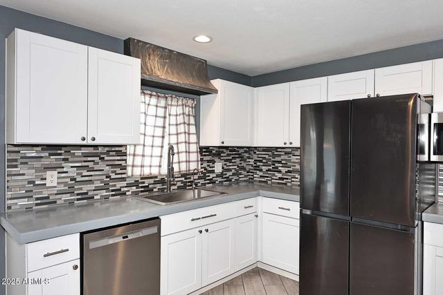 902 N 96TH Street, Mesa, AZ 85207