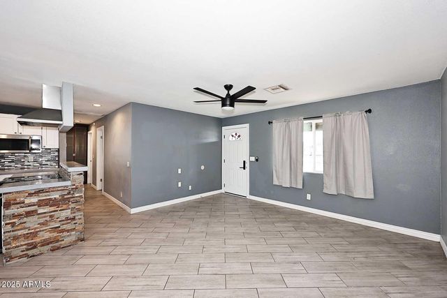 902 N 96TH Street, Mesa, AZ 85207