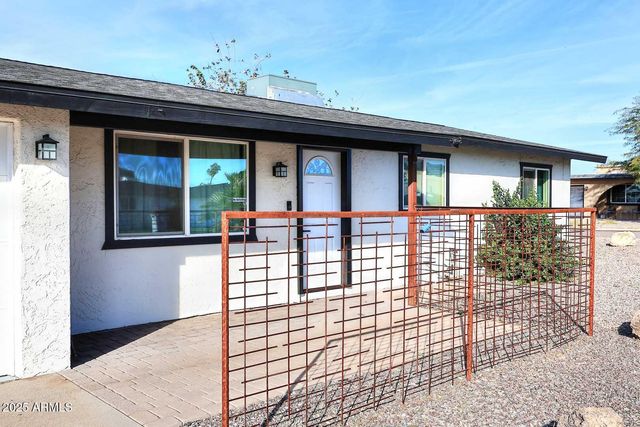 902 N 96TH Street, Mesa, AZ 85207