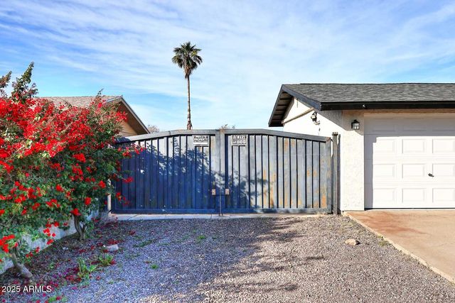 902 N 96TH Street, Mesa, AZ 85207