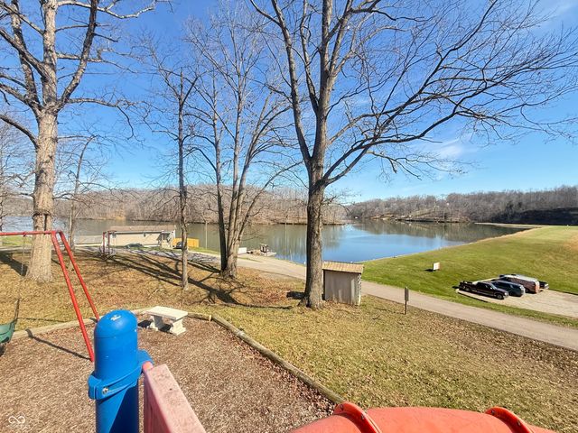 138 Schores Lane, Bedford, IN 47421