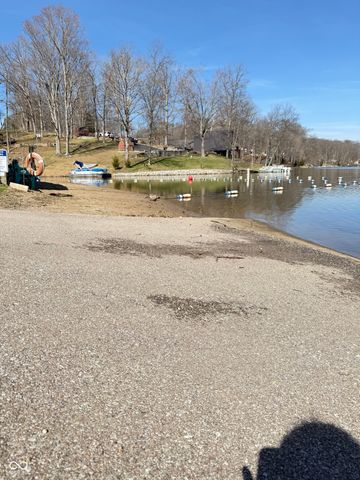 138 Schores Lane, Bedford, IN 47421