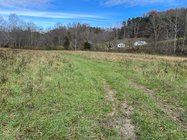 319 Highway 472 Highway, Manchester, KY 40962