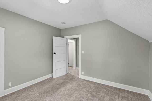 1094 Kent Street, Saint Paul, MN 55117