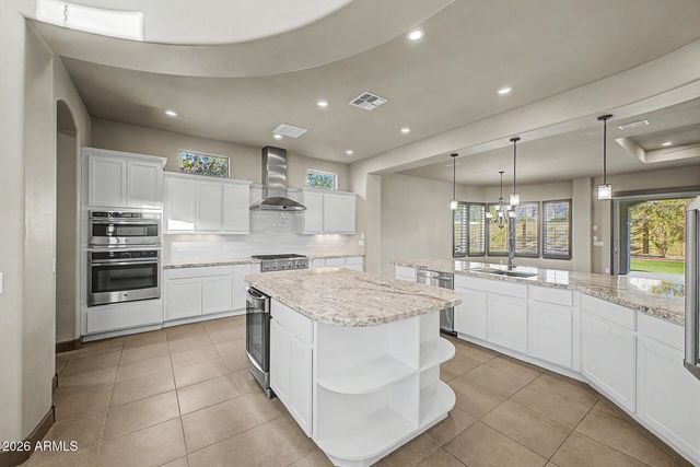 3155 E BLACKHAWK Court, Gilbert, AZ 85298