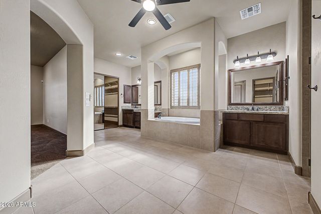 3155 E BLACKHAWK Court, Gilbert, AZ 85298