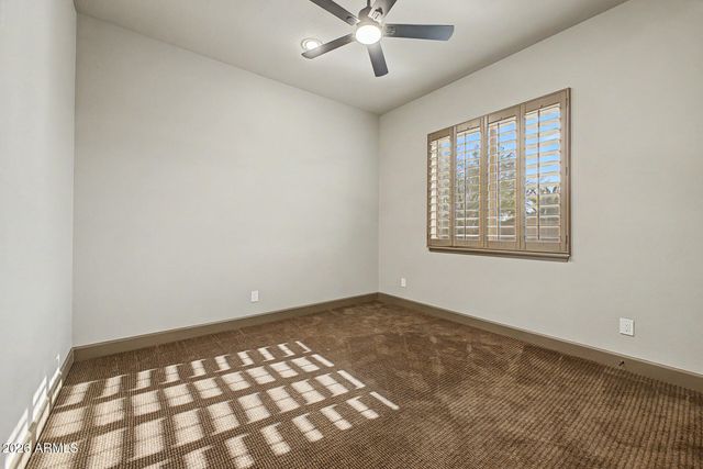 3155 E BLACKHAWK Court, Gilbert, AZ 85298