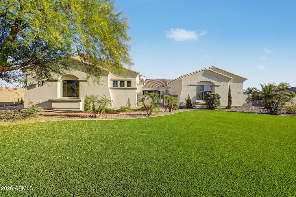 3155 E BLACKHAWK Court, Gilbert, AZ 85298