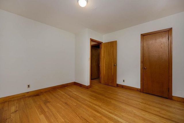 6 Sycamore Street, Brattleboro, VT 05301