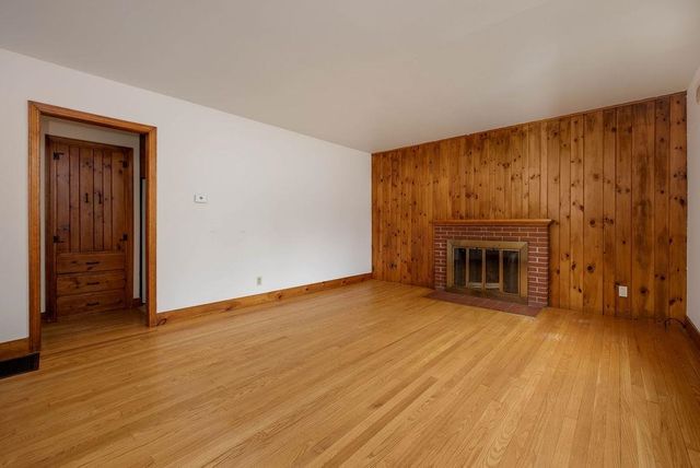 6 Sycamore Street, Brattleboro, VT 05301