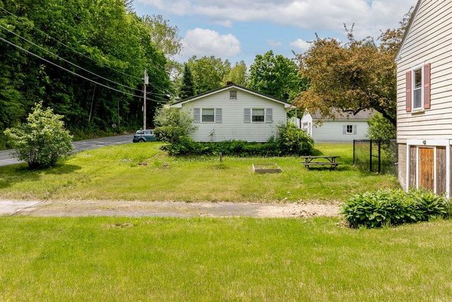 6 Sycamore Street, Brattleboro, VT 05301