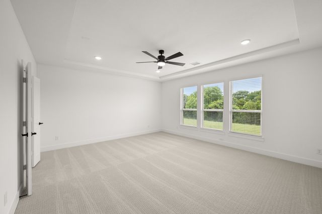 1001 E Hidden Lakes Drive, Desoto, TX 75115