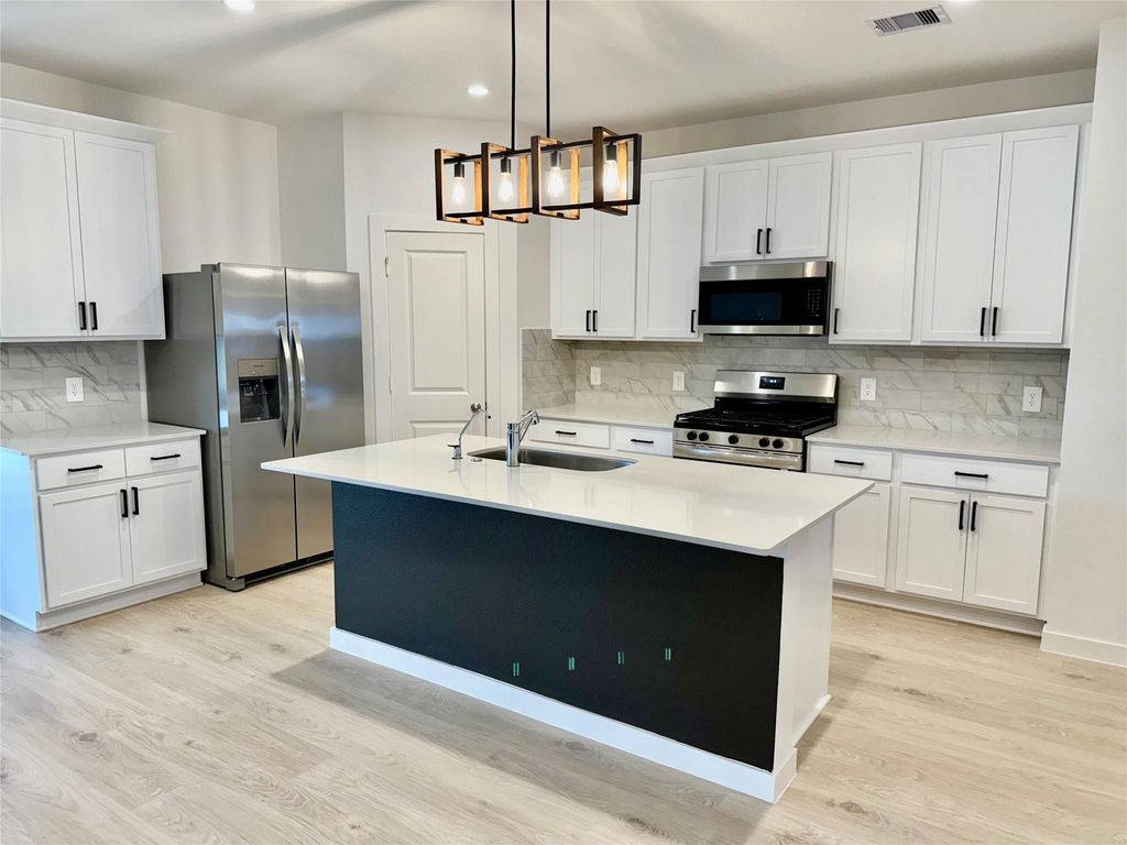 30406 Canterbury Fields Drive, Fulshear, TX 77441