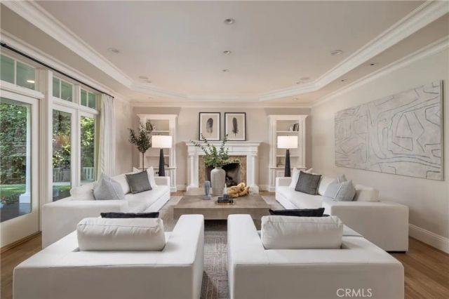 56 Royal Saint George Road, Newport Beach, CA 92660