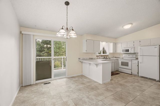 4821 S Bates Rd, Spokane Valley, WA 99206