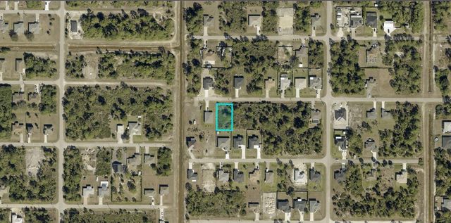 3013 38TH STREET W, Lehigh Acres, FL 33971
